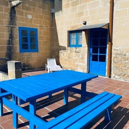 Tan-nahla Holiday Farmhouse With Private Pool Il-Pergla