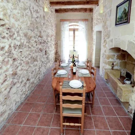 Tan-nahla Holiday Farmhouse With Private Pool بيت للعطل