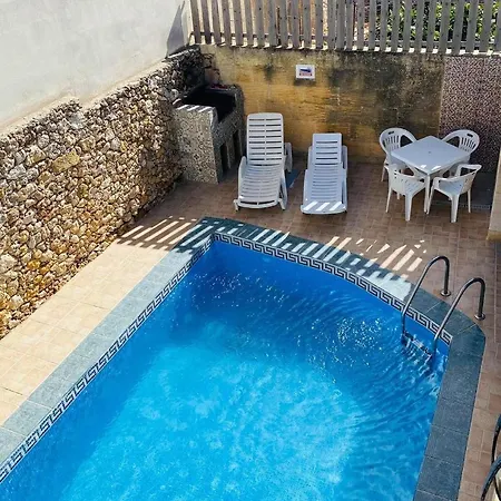 Tan-nahla Holiday Farmhouse With Private Pool